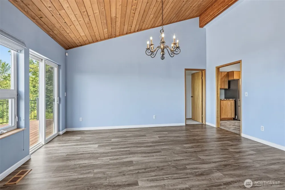 262 Bunker Hill Road Longview, WA 98632
