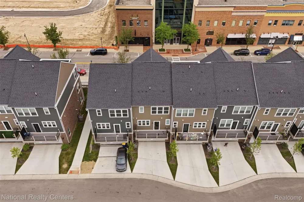 43034 Atwood Avenue Novi City, MI 48375