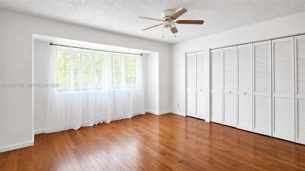 9821 NW 37th St #7F Sunrise, FL 33351