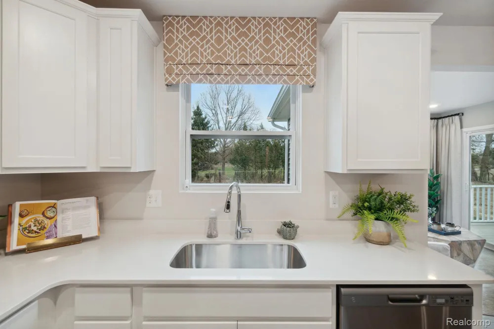 34430 Sandpiper Court Chesterfield Township, MI 48047