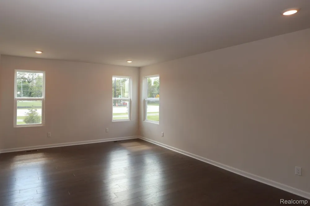 34430 Sandpiper Court Chesterfield Township, MI 48047