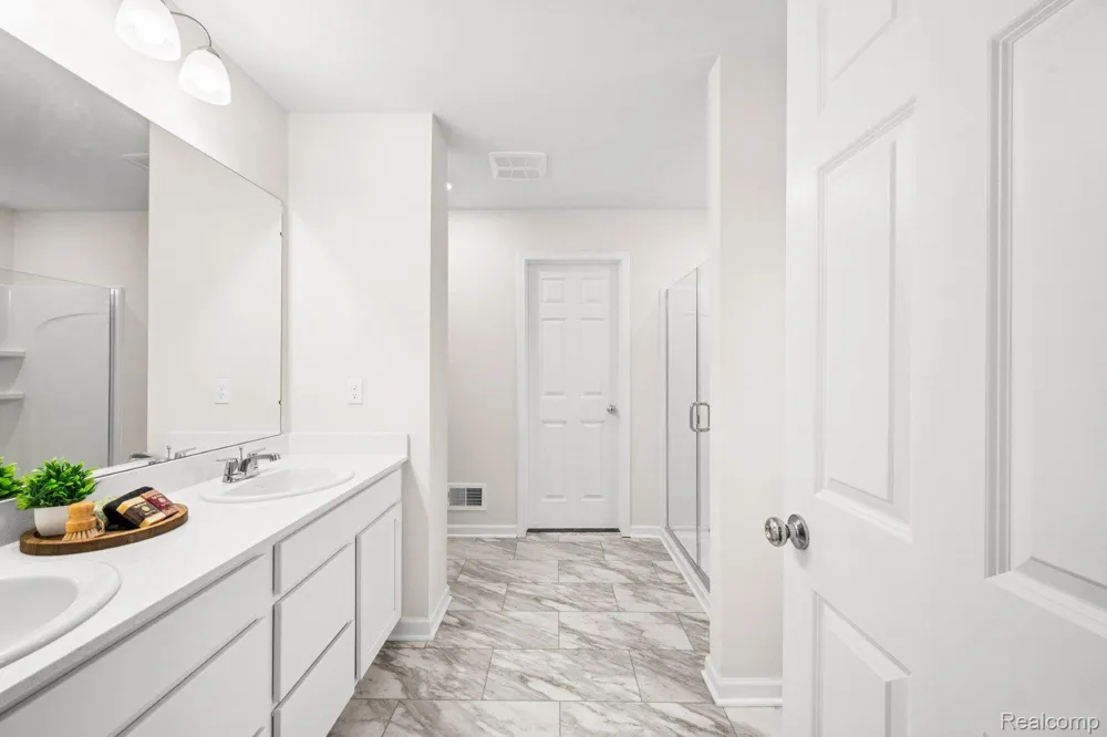 34430 Sandpiper Court Chesterfield Township, MI 48047