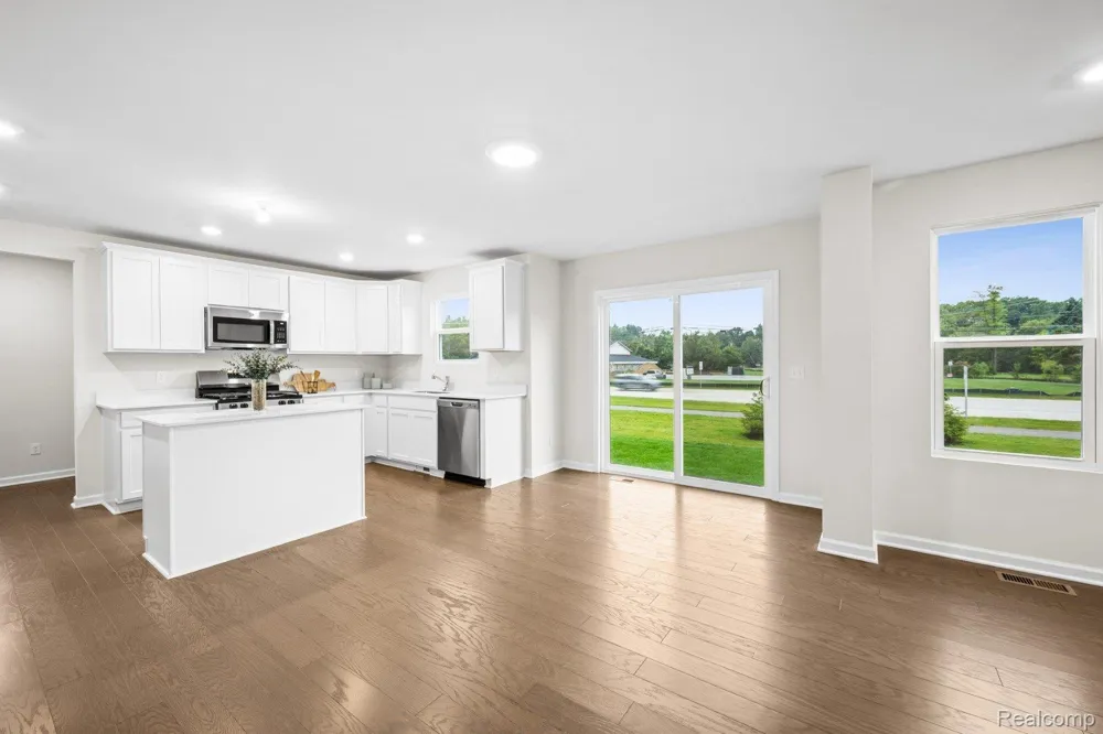 34430 Sandpiper Court Chesterfield Township, MI 48047