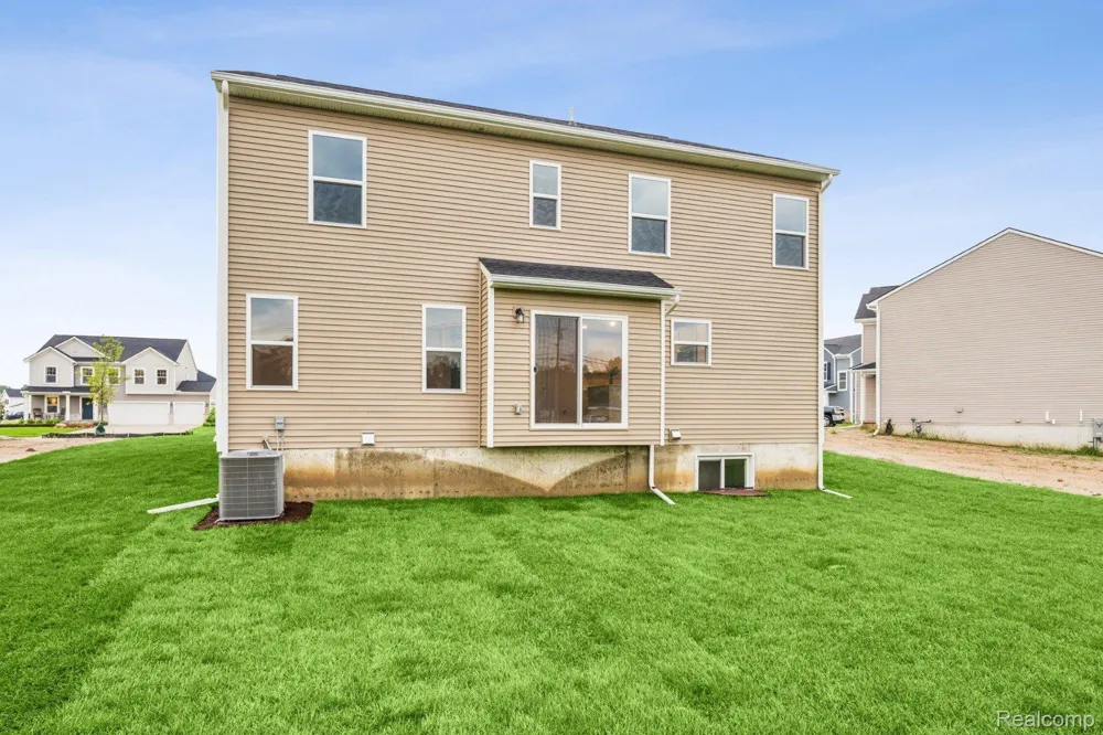 34430 Sandpiper Court Chesterfield Township, MI 48047