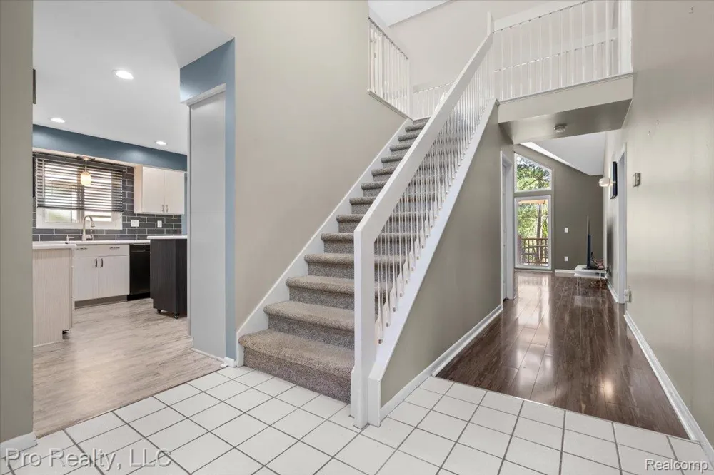 45317 Stonehedge Drive Plymouth Charter Township, MI 48170