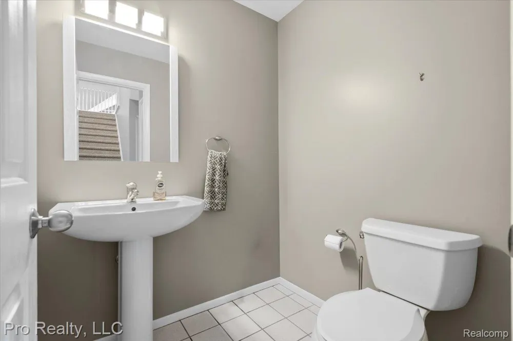 45317 Stonehedge Drive Plymouth Charter Township, MI 48170