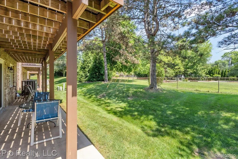 45317 Stonehedge Drive Plymouth Charter Township, MI 48170
