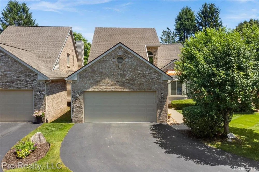 45317 Stonehedge Drive Plymouth Charter Township, MI 48170