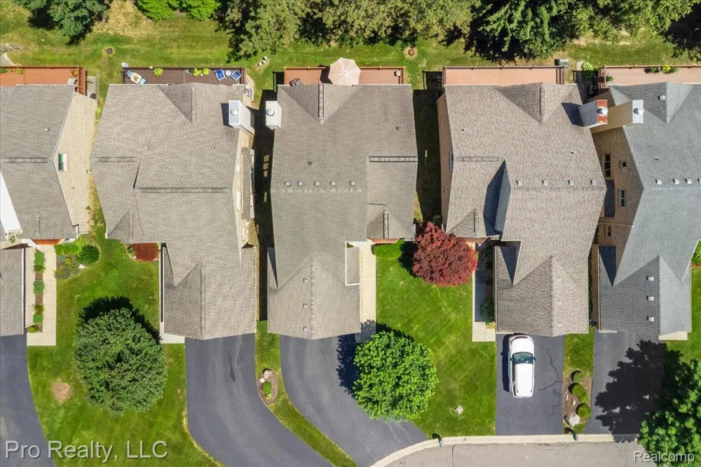 45317 Stonehedge Drive Plymouth Charter Township, MI 48170