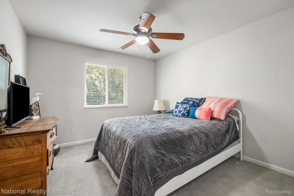 8019 Springdale Drive White Lake Charter Township, MI 48386
