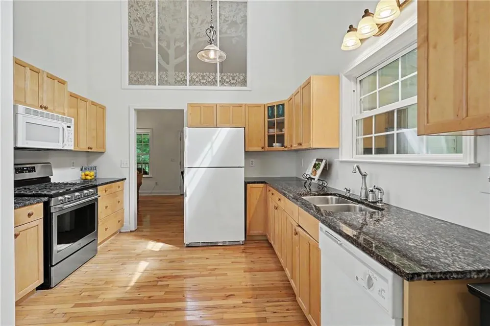 207 Raindance Lane Clayton, GA 30525