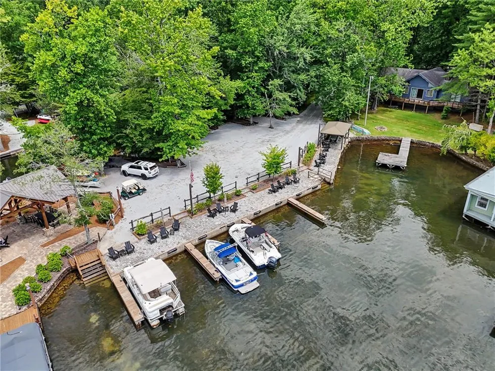 207 Raindance Lane Clayton, GA 30525