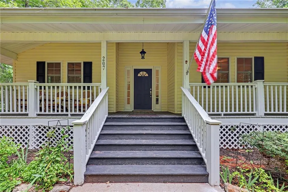 207 Raindance Lane Clayton, GA 30525