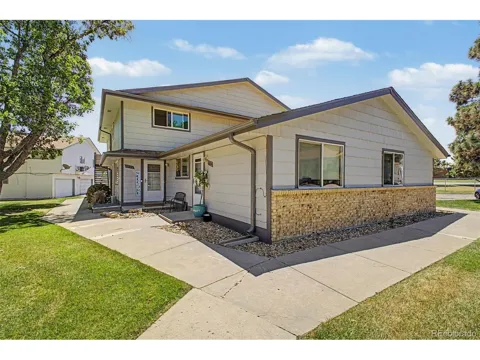 1182 S Eagle Circle #B