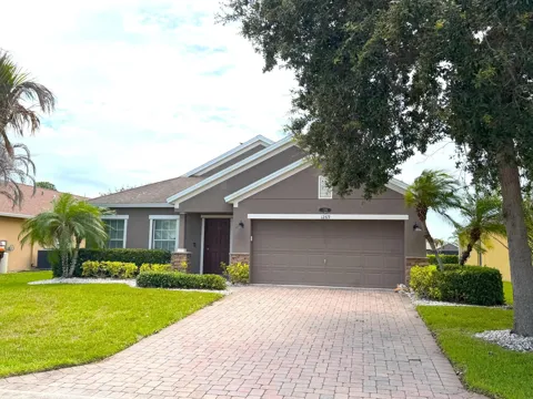 1269 SW Lexington Manor SW