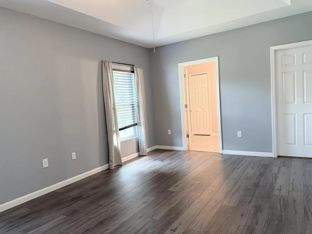 1269 SW Lexington Manor SW Vero Beach, FL 32962