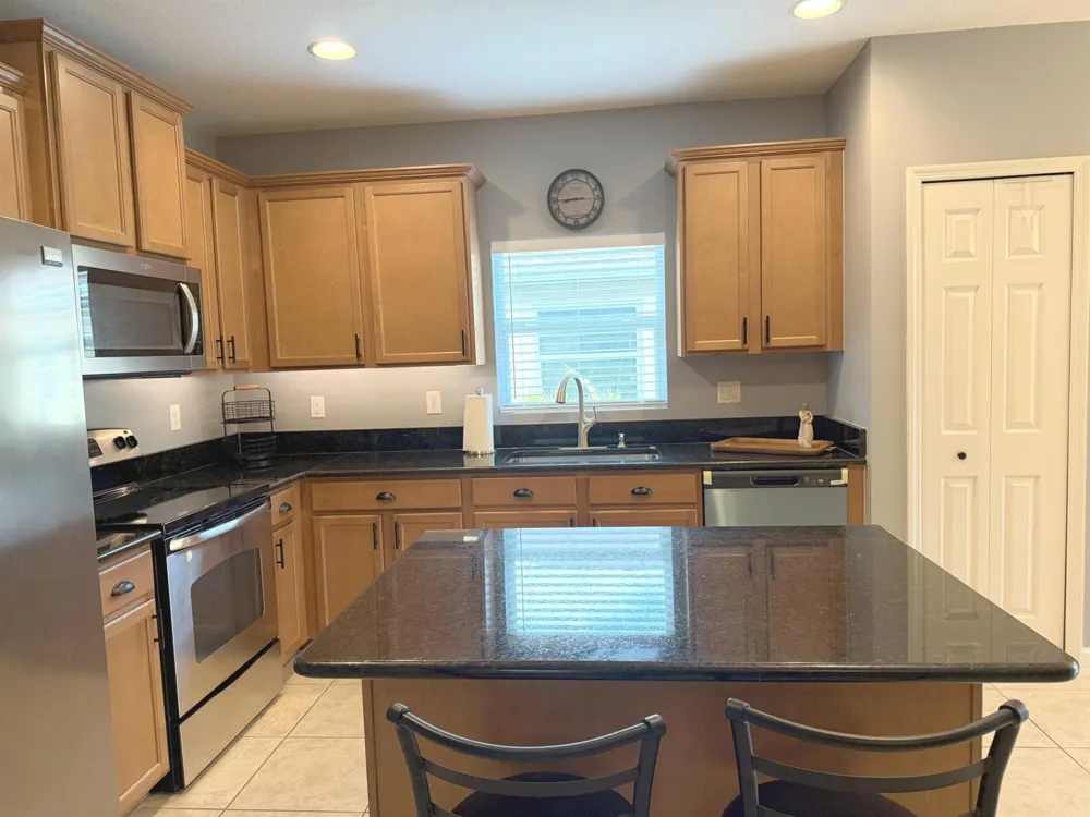 1269 SW Lexington Manor SW Vero Beach, FL 32962