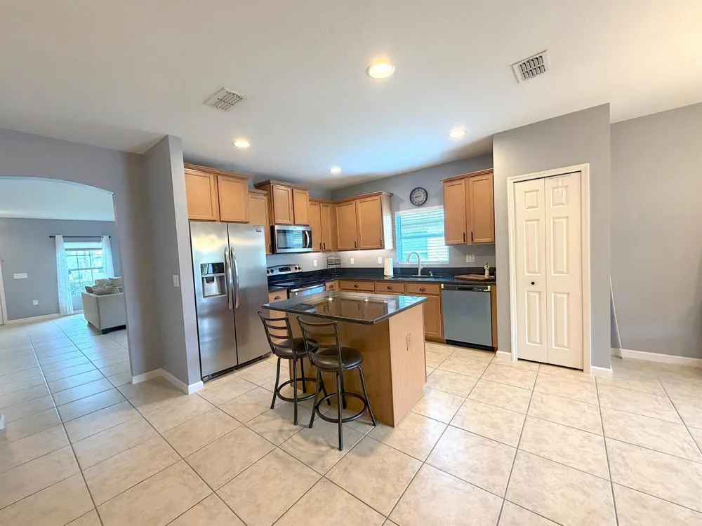1269 SW Lexington Manor SW Vero Beach, FL 32962
