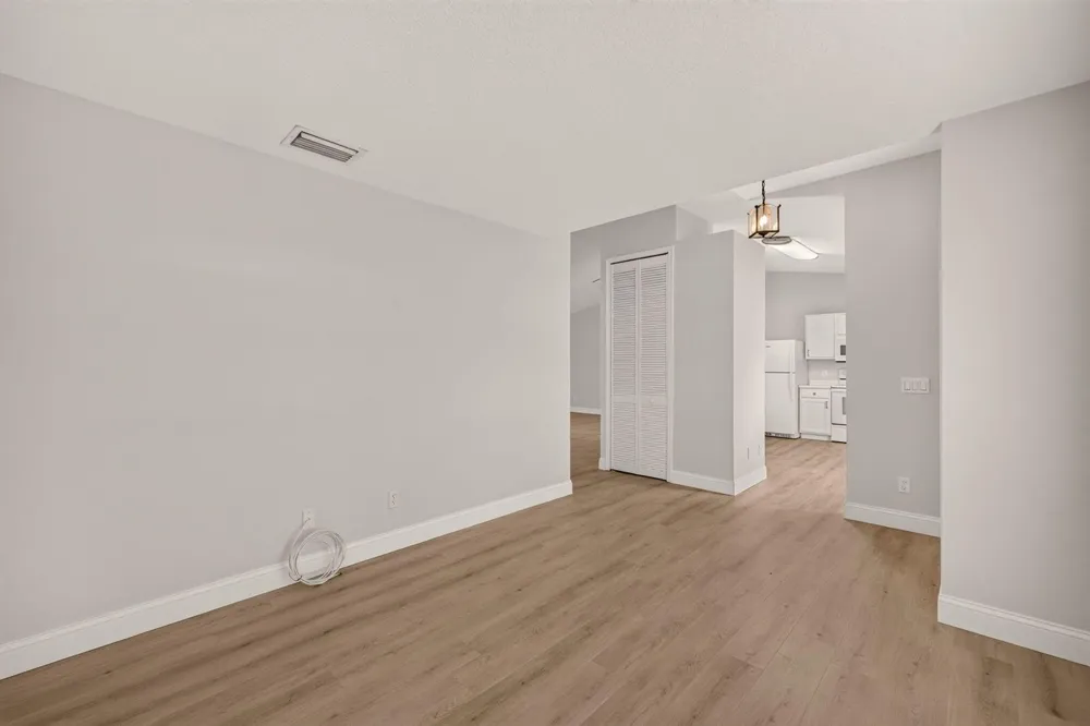 1666 SW Davis Street Port St. Lucie, FL 34953