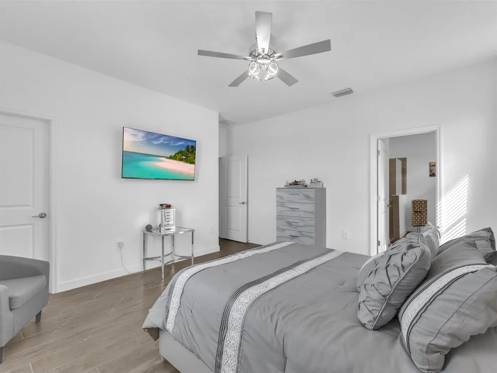 7961 Lakes Edge Lane Port Charlotte, FL 33981