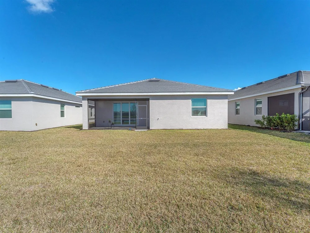 7961 Lakes Edge Lane Port Charlotte, FL 33981