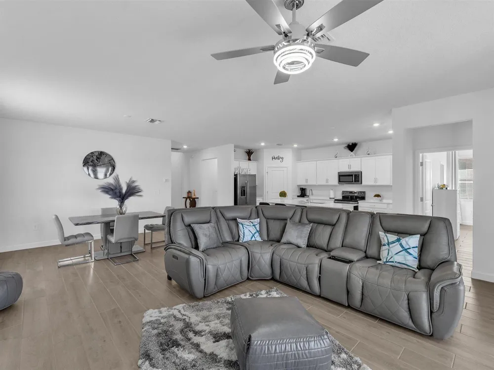 7961 Lakes Edge Lane Port Charlotte, FL 33981