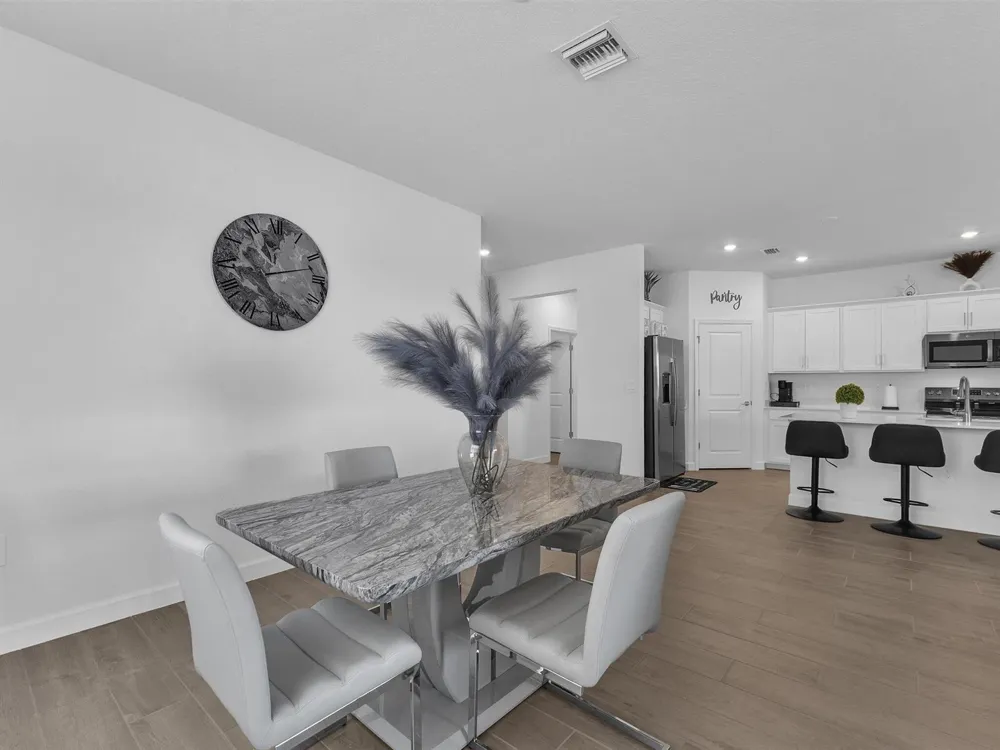 7961 Lakes Edge Lane Port Charlotte, FL 33981