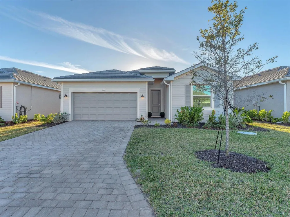 7973 Lakes Edge Lane Port Charlotte, FL 33981