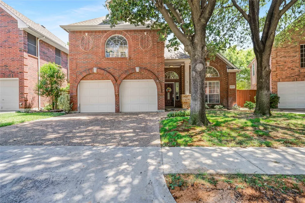 9352 Riverwalk Lane Irving, TX 75063