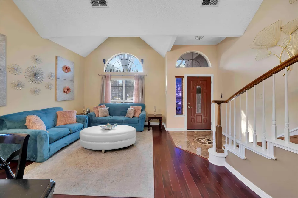9352 Riverwalk Lane Irving, TX 75063