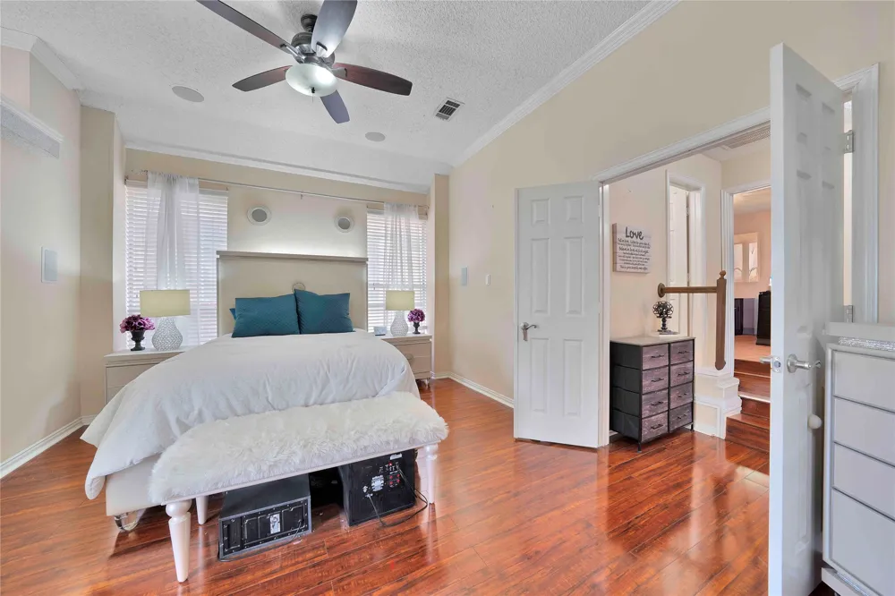9352 Riverwalk Lane Irving, TX 75063