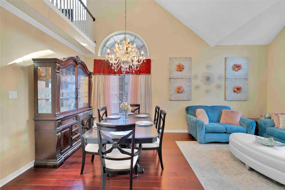 9352 Riverwalk Lane Irving, TX 75063