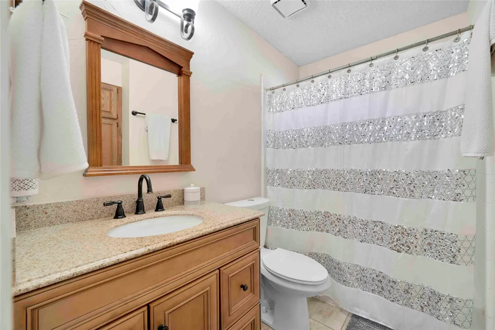 9352 Riverwalk Lane Irving, TX 75063