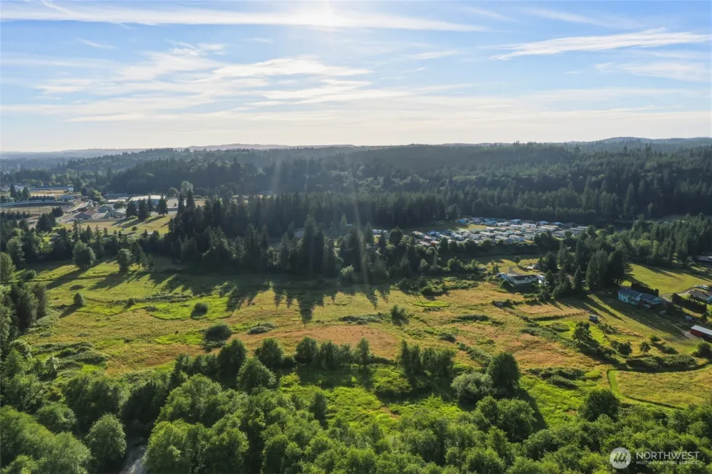 32 Thompson Lane Elma, WA 98541