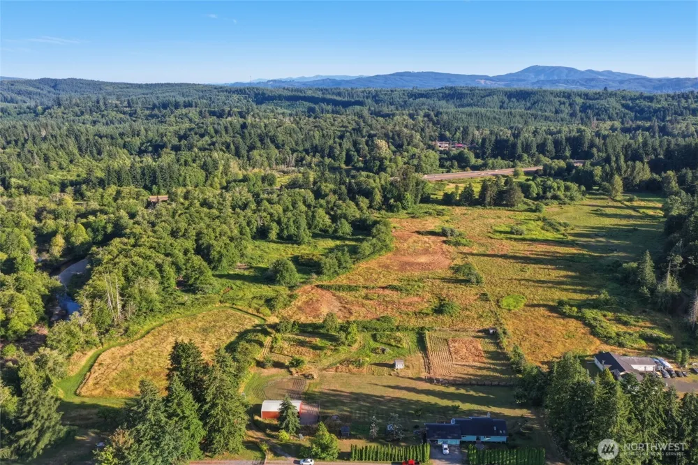 32 Thompson Lane Elma, WA 98541