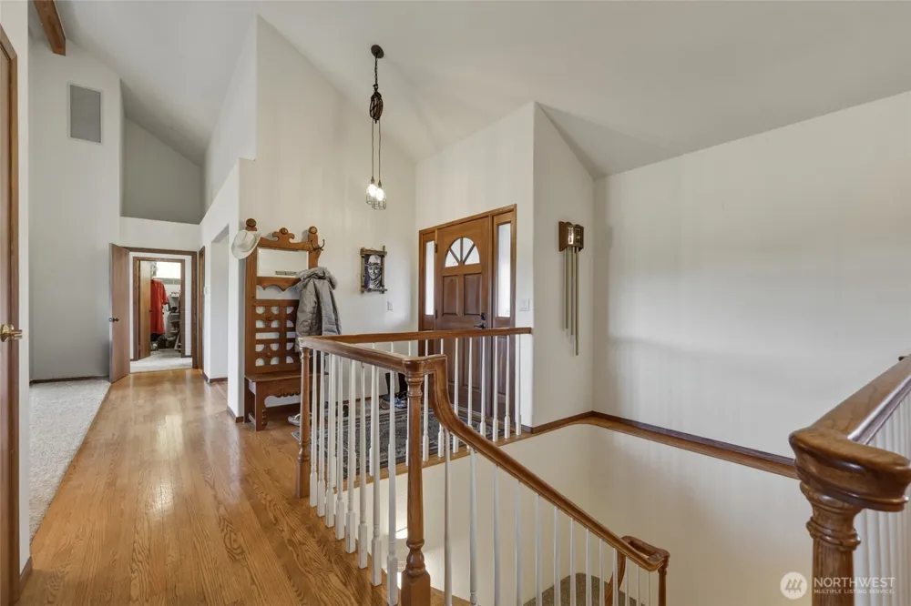 32 Thompson Lane Elma, WA 98541