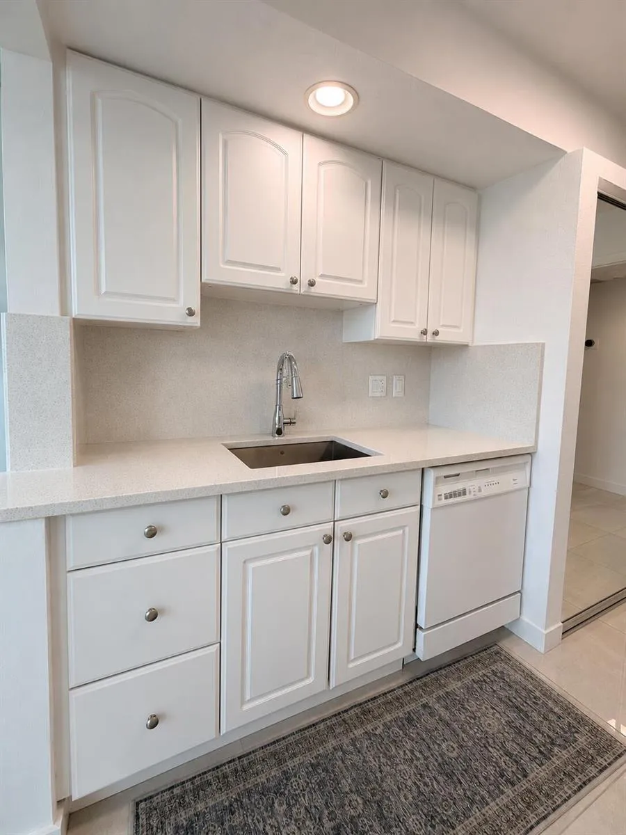 1620 S Ocean Boulevard #8H Lauderdale By The Sea, FL 33062