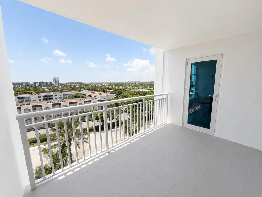 1620 S Ocean Boulevard #8H Lauderdale By The Sea, FL 33062