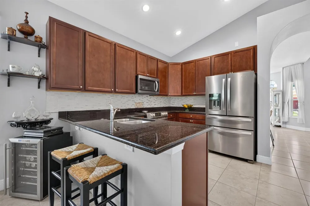 9760 Palm Breezes Drive Fort Pierce, FL 34945