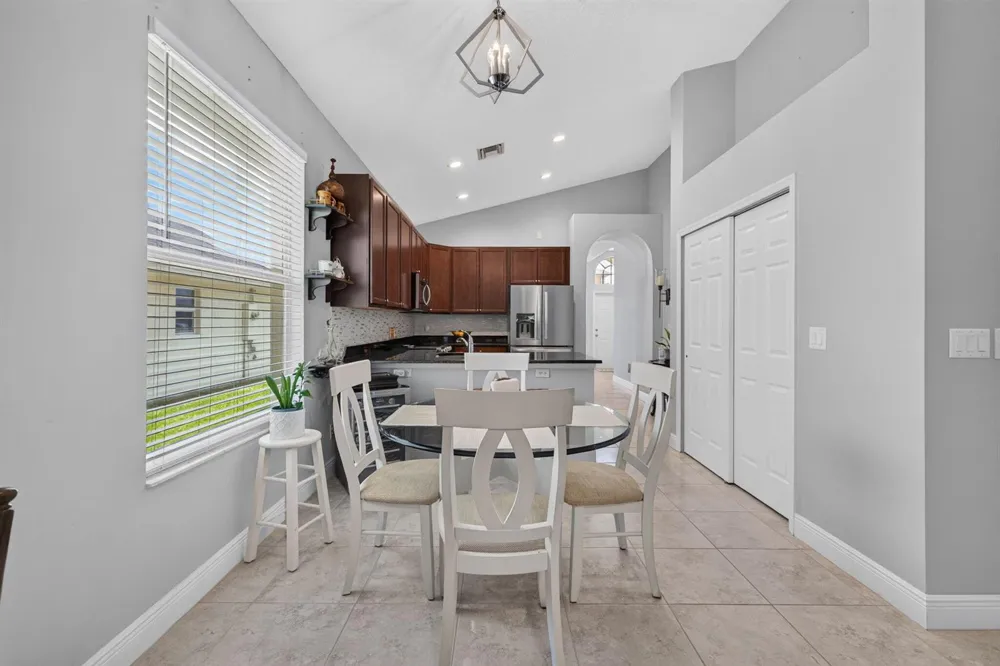 9760 Palm Breezes Drive Fort Pierce, FL 34945