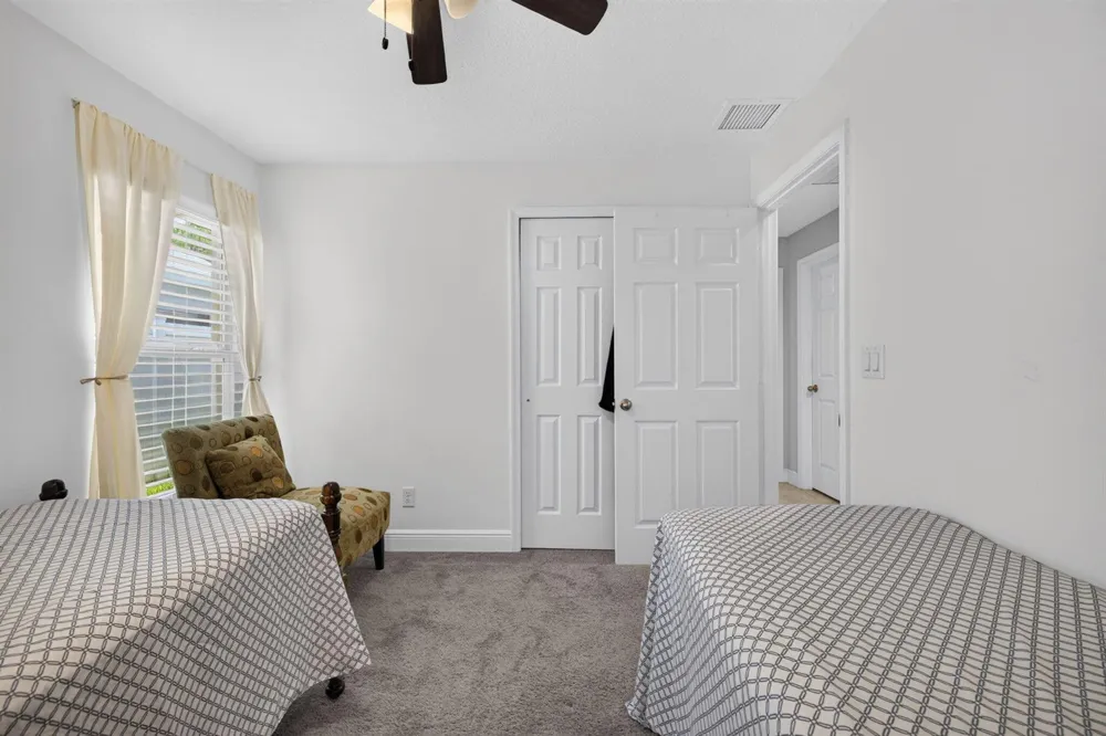 9760 Palm Breezes Drive Fort Pierce, FL 34945