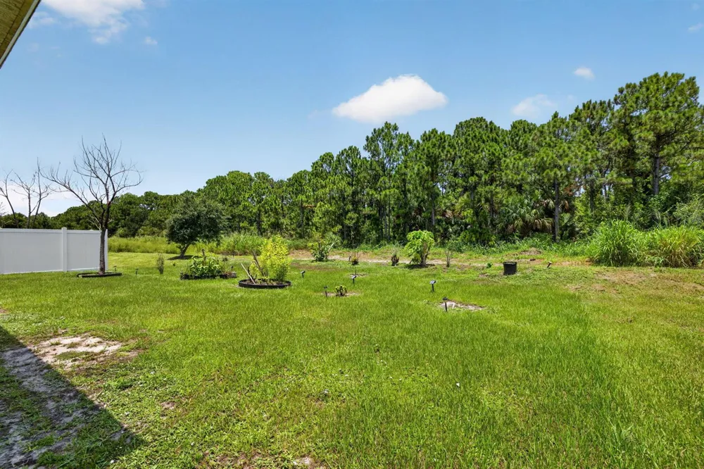 9760 Palm Breezes Drive Fort Pierce, FL 34945