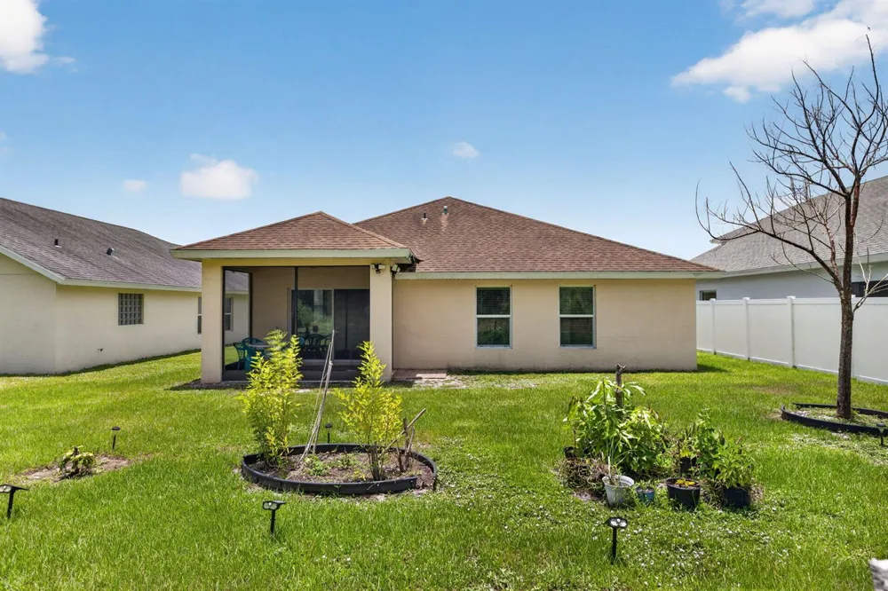 9760 Palm Breezes Drive Fort Pierce, FL 34945