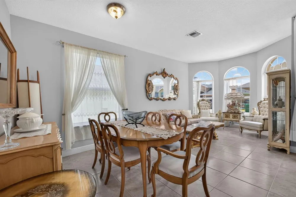 9760 Palm Breezes Drive Fort Pierce, FL 34945