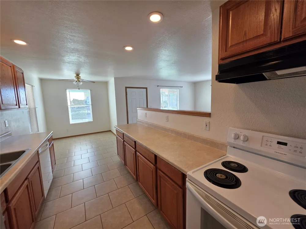 714 S Michael Street Moses Lake, WA 98837