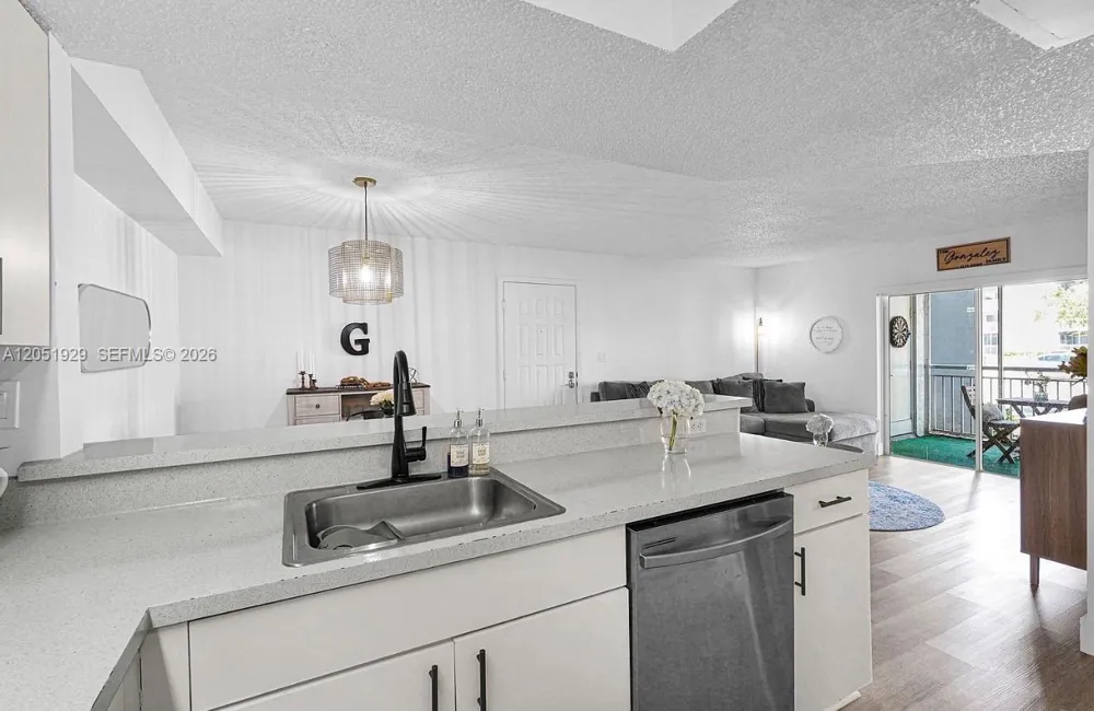 8680 SW 212th St #105 Cutler Bay, FL 33189