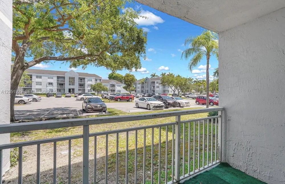 8680 SW 212th St #105 Cutler Bay, FL 33189