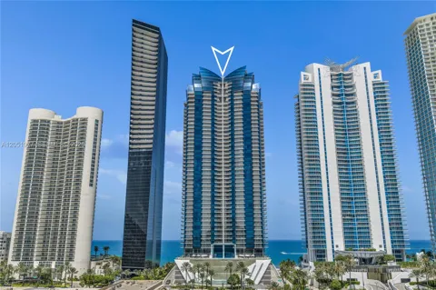 17121 Collins Avenue #4205