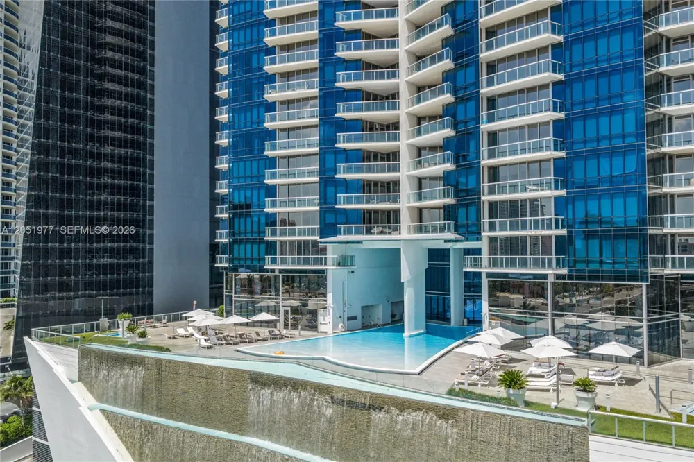 17121 Collins Avenue #4205 Sunny Isles Beach, FL 33160
