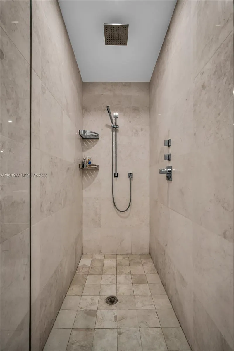 17121 Collins Avenue #4205 Sunny Isles Beach, FL 33160